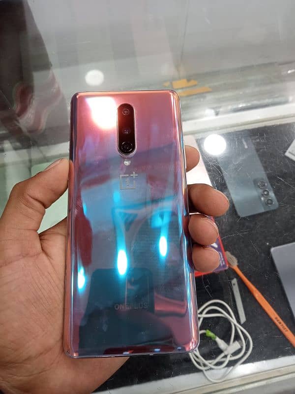 One plus 8 (12 gb 256gb) 3