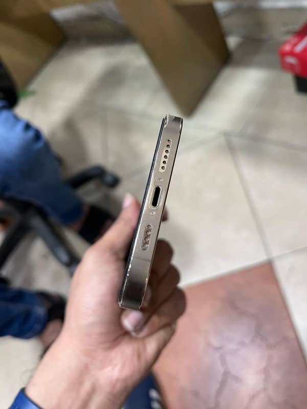 iPhone 12pro ma  JV 128GB 100k 3