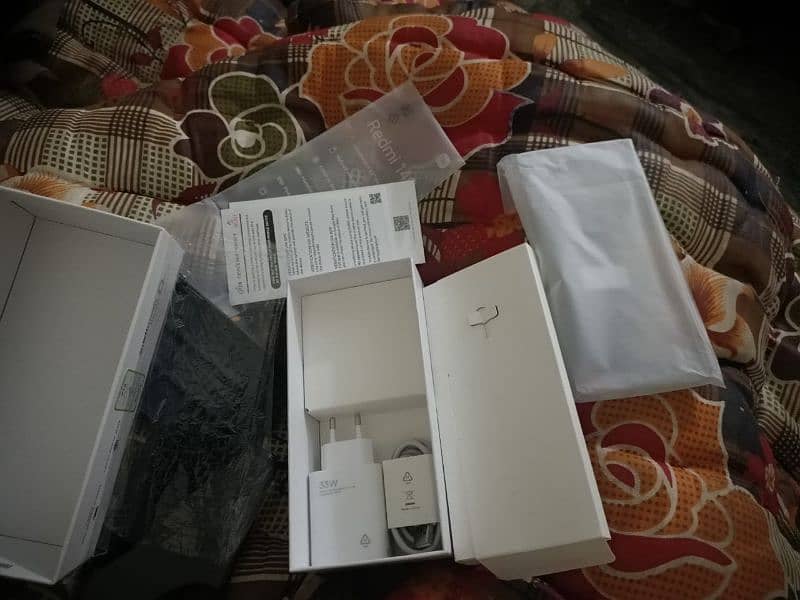 REDMI 14C BRAND NEW 4