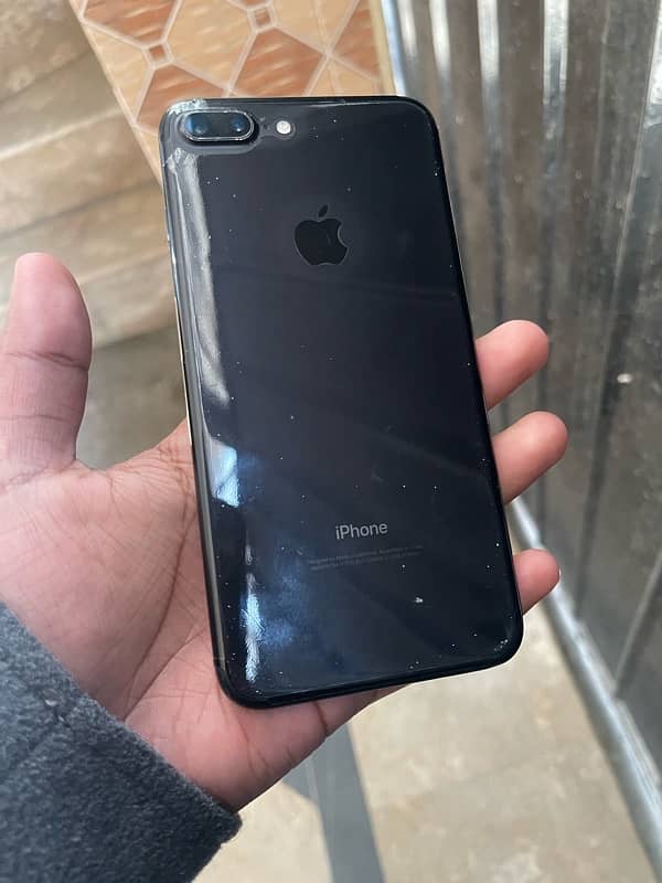 iPhone 7 plus 128gb  [pta approved] 1