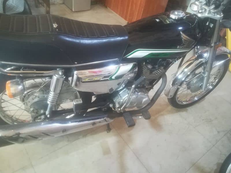 Honda CG 125 Special Edition 2023 0