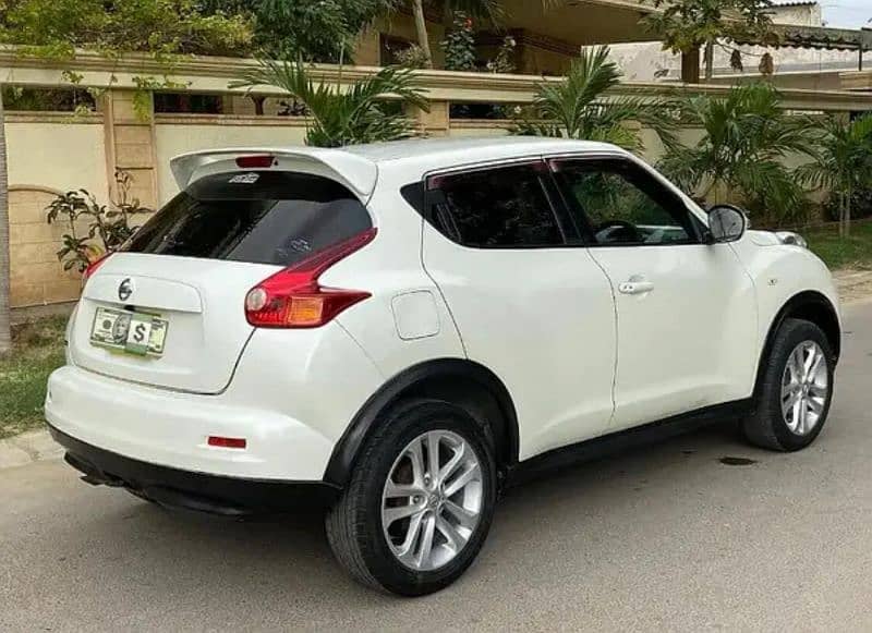 Nissan Juke 2010 in mint condition for sale 5