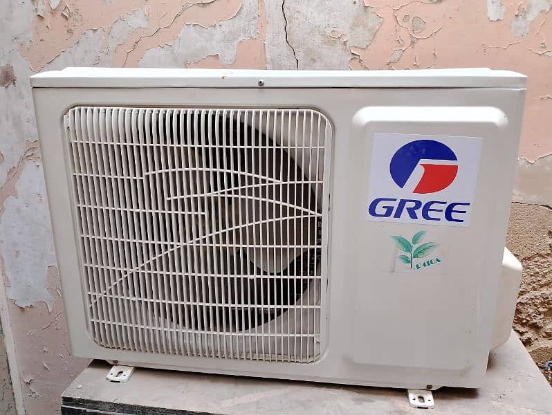 Gree 1 ton Non inverter 8