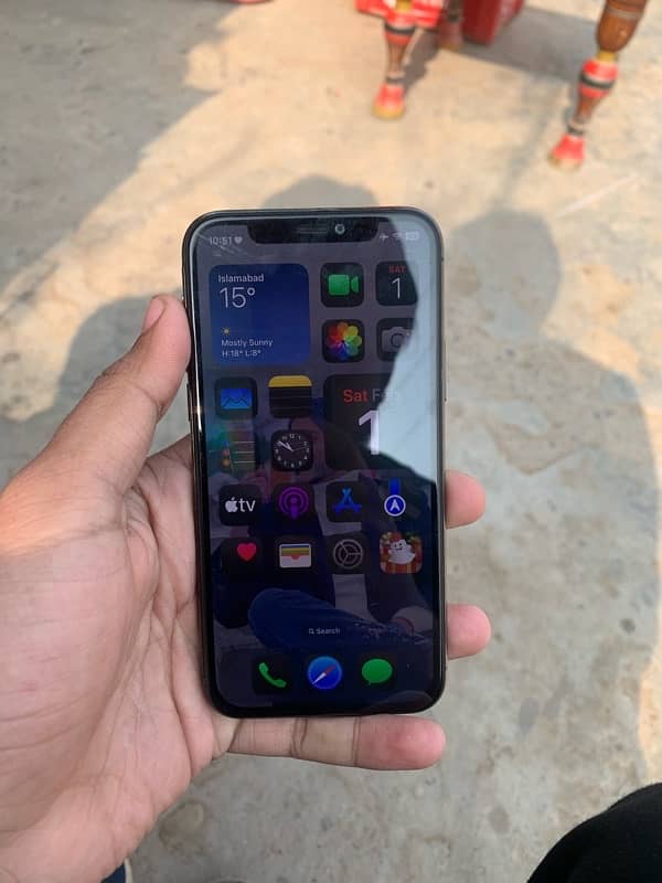 iPhone 11 Pro 1