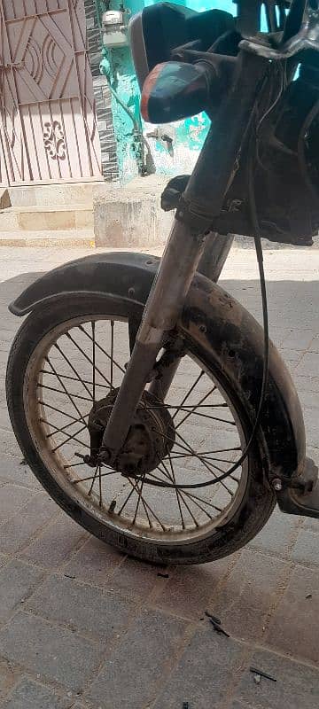 Honda CD 70 2004 Model Karachi Registered. . . 3