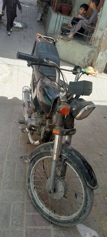 Honda CD 70 2004 Model Karachi Registered. . . 10