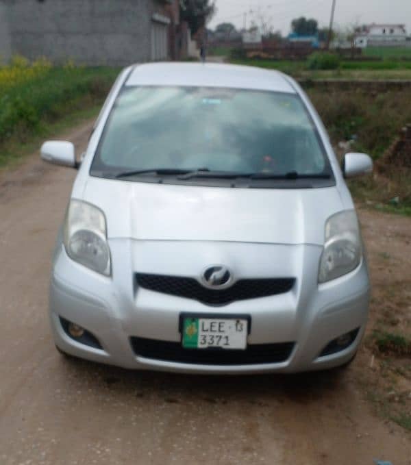 Toyota Vitz 2010/2013 0