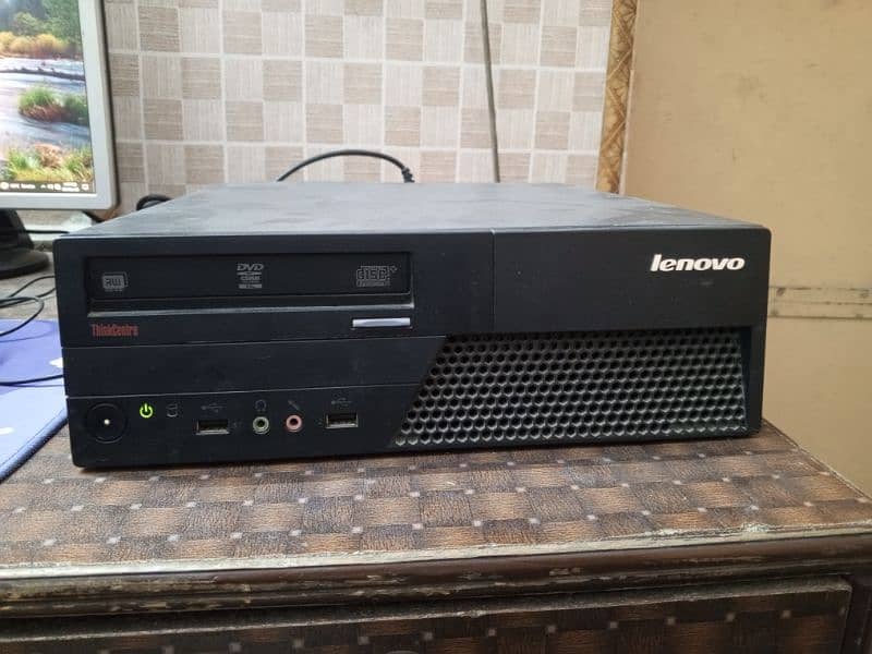 Lenovo Core 2 Quad 0