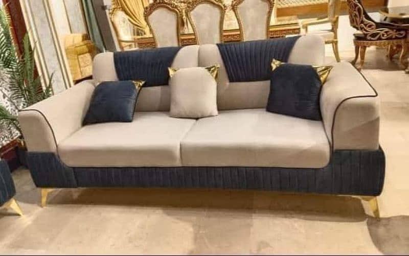 sofa sets available 12