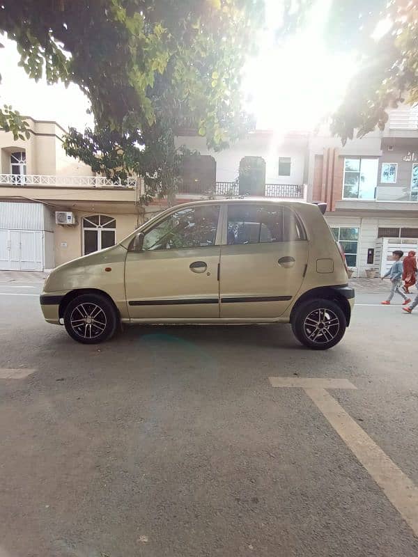 genuine Hyundai Santro club  2005 3