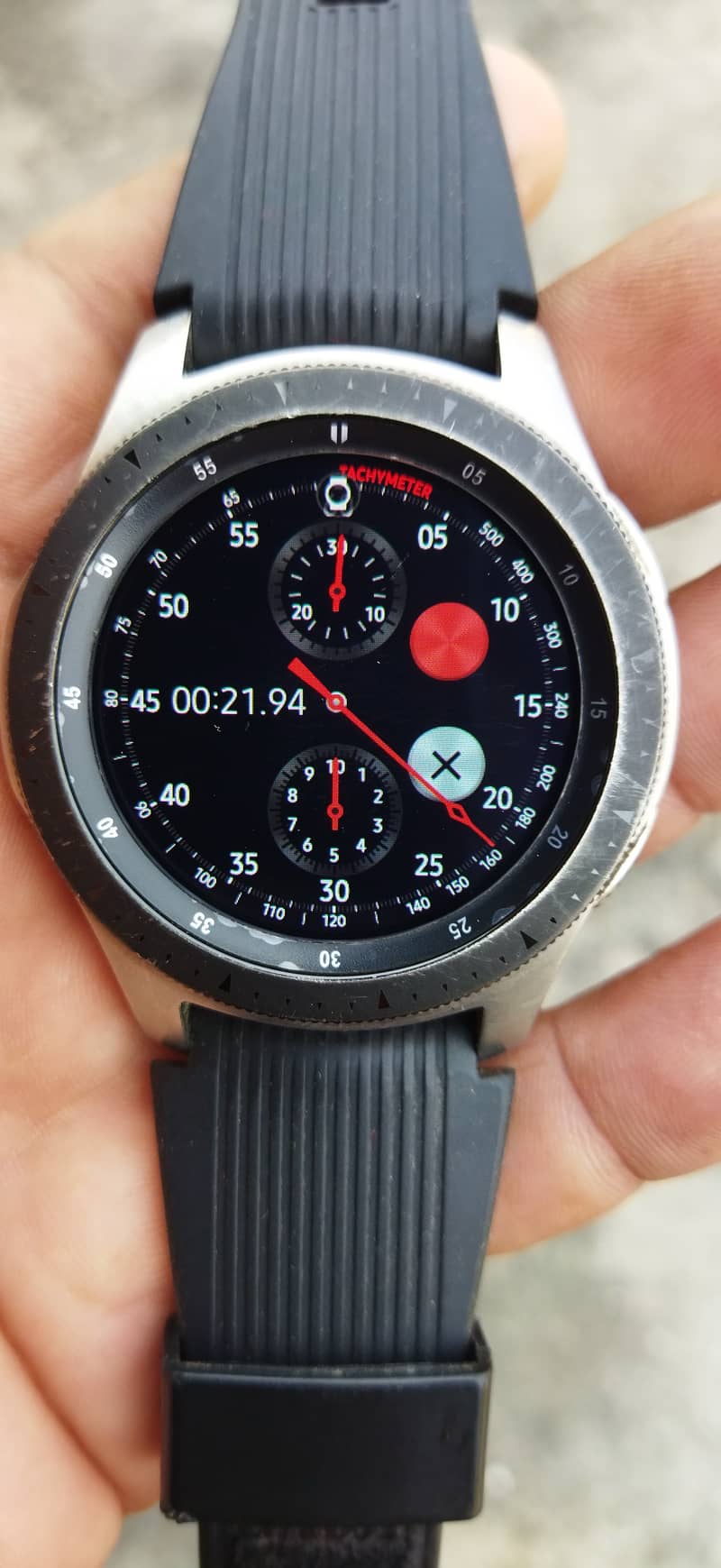 Samsung Galaxy Watch with wireless charger 2