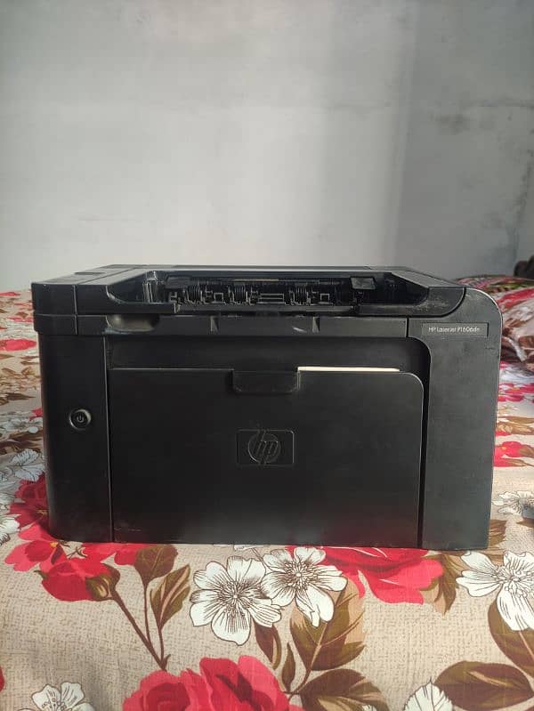 hp laserjet 1606dn printer 1