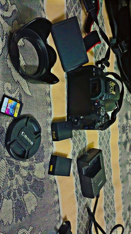DSLR Camera Canon EOS-200D 7