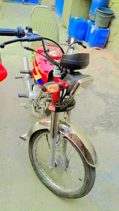 Honda 2025 600 KL mitter chali huwi Hain latter per Hain for sale