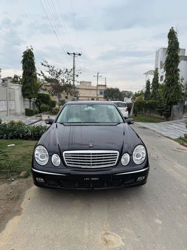 Mercedes E Class 2005 13