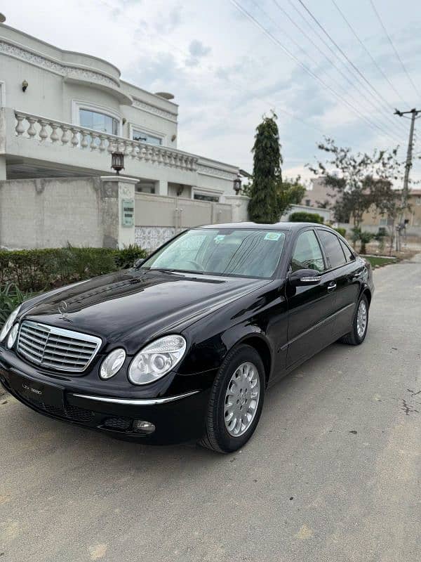 Mercedes E Class 2005 15