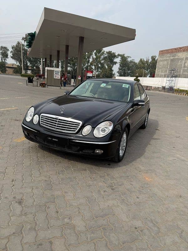 Mercedes E Class 2005 18