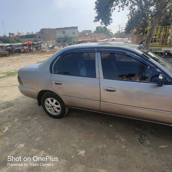 Toyota Corolla 2.0 D 2000 7