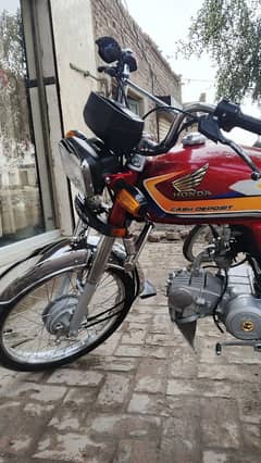 Honda 70 cc 2025 model | One handed | Lush condition | Personal bike