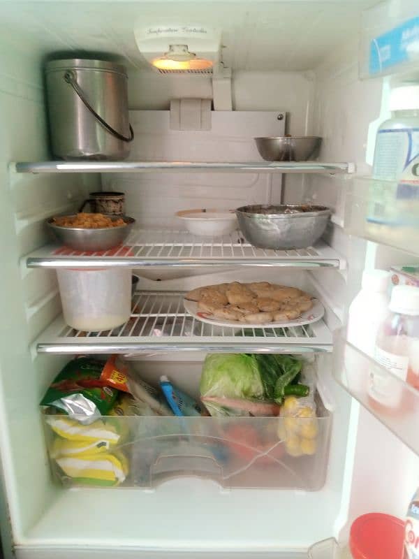 Refrigerator in excellent condition. 3