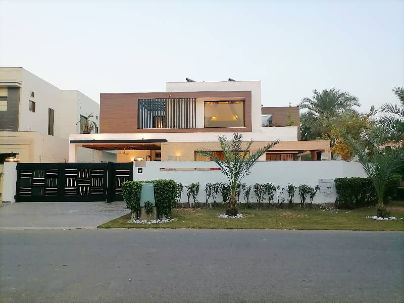 24 Marla House Is Available For Sale In DHA Phase 5 Block J Lahore 2