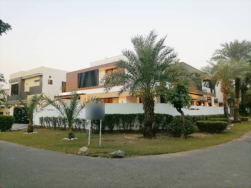 24 Marla House Is Available For Sale In DHA Phase 5 Block J Lahore 3