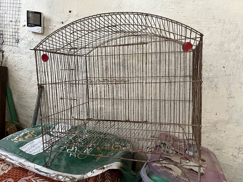 good condition Cage with new box 0