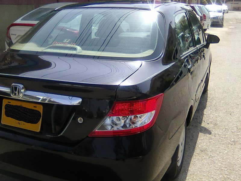 HONDA CITY IDSI 2005 MODEL BLACK COLOUR BEHTREEN ORIGINAL CONDITION 3