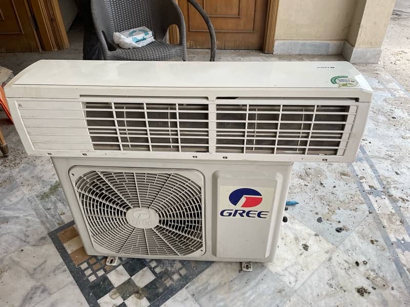 Gree Energy Saving Ac only one season used all original 6