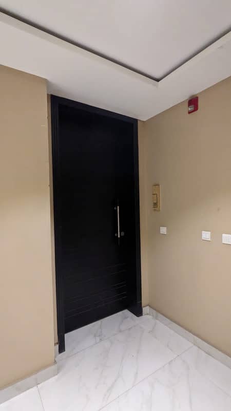 2 Bed Luxury Apartment For Sale In Gulberg 4