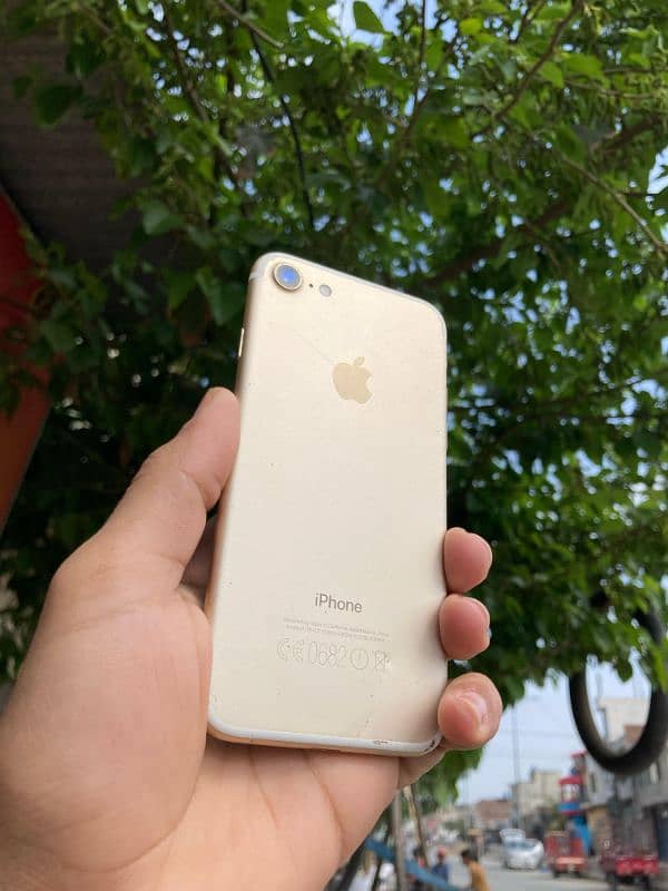 iphone 7 128 gb pta 3