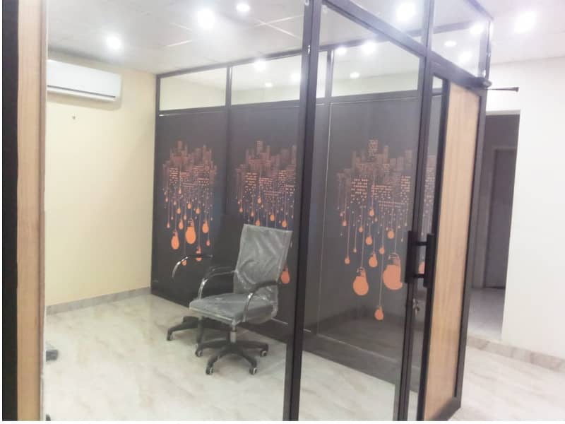 Area 1500 Square Feet Office Available For Rent Real Pictures In Main Boulevard Road Gulberg 3 Lahore 4