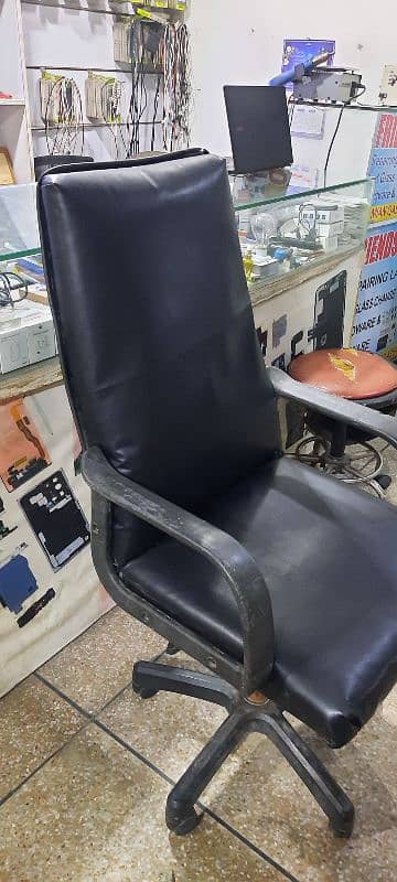 Office Chair Like New 1