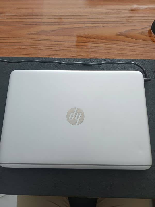 Hp elitebook 1040 G3 i5 6th generation 8/256 gb 5