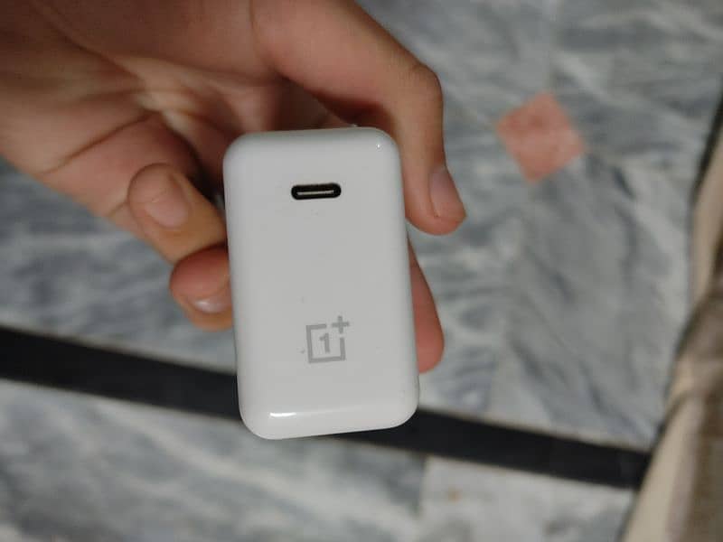 OnePlus 65W charger 1