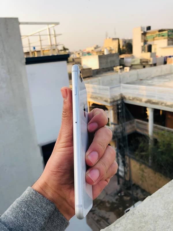 iphone 8plus silver color 5