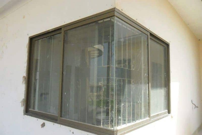 Upvc Doors Windows/Aluminium Windows/Glass work/cement board partition 1