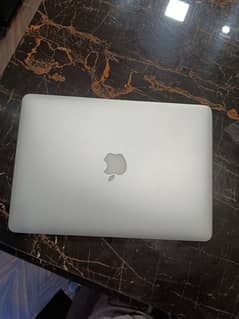 MacBook