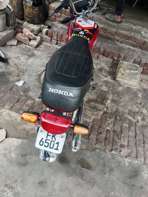 Honda CD 70 model 2017 urgent sale 1