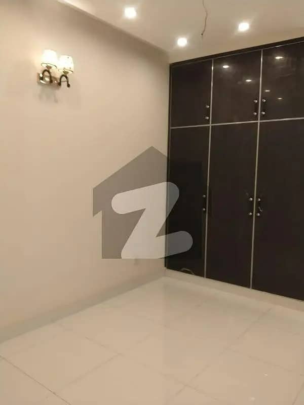 BEST OPPORTUNITY TO BUY 5 MARLA SECOND FLOOR FLAT IN REASONABLE PRICE 4