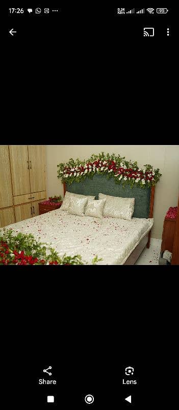 bed with side tables & dressing table 1