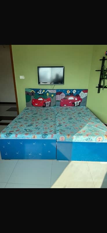 kids bedset and wardrobe 1