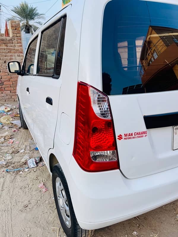 Suzuki Wagon R 2019 3