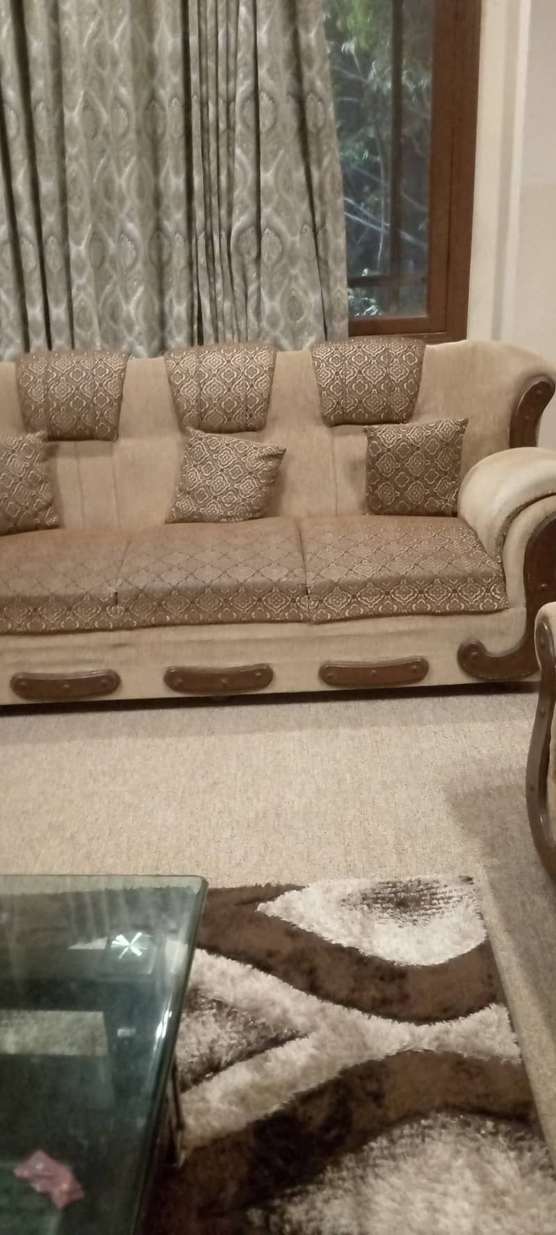 Sofa set 0