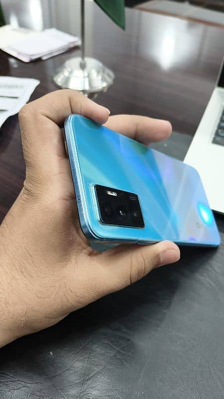 Vivo V23e - 256GB Royal Blue 10/10 5