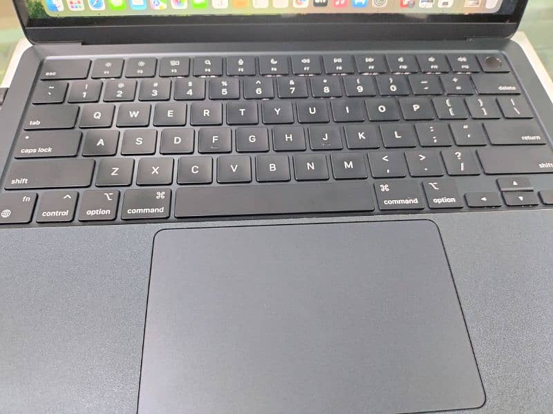 MacBook Air M3 Ram 16gb 4