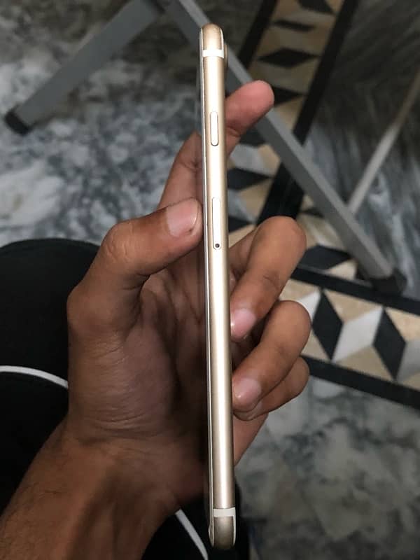 Iphone 7 Plus / 128GB / PTA Approved 2