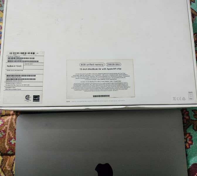 MacBook M1 0