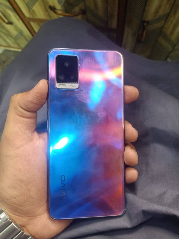 vivo v20 8gb 128 pta  band ho gaya h Baki koie fb ho jiyega 0