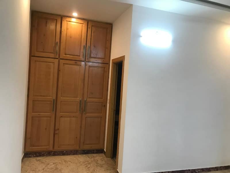 Size 40x80 Upper Portion For Rent IN G-14/4 Islamabad 15